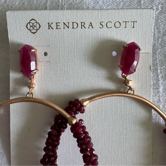 Kendra Scott Russel Beaded Hoop Earrings in Pink Agate 14k Gold Plated - Picture 3 of 7